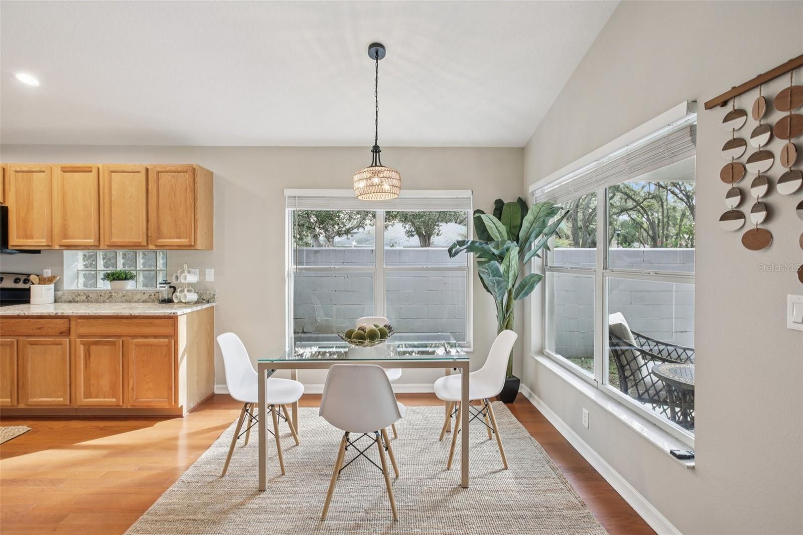 Image 10 of 36 For 4632 Whispering Park Lane