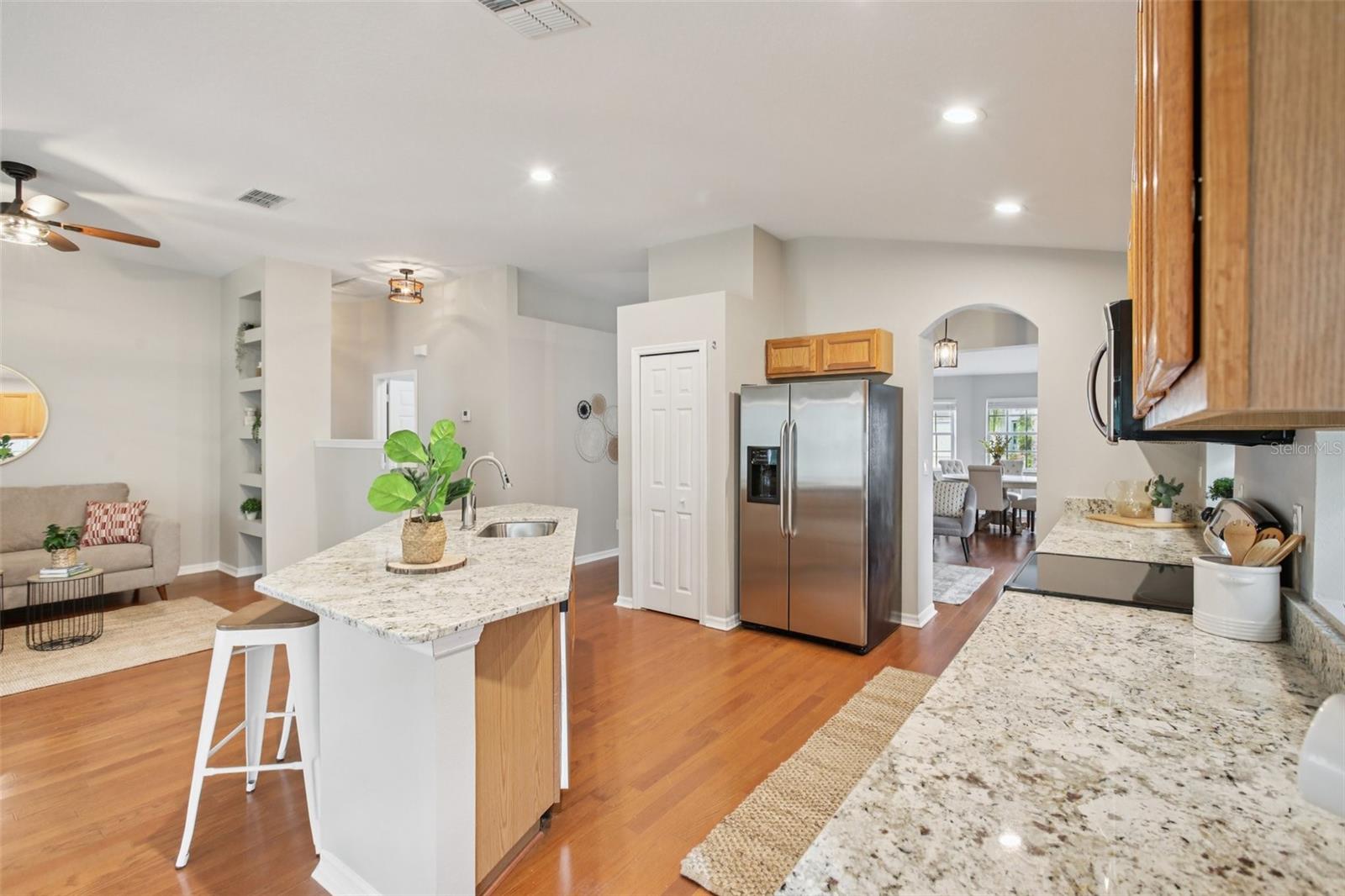 Image 14 of 36 For 4632 Whispering Park Lane