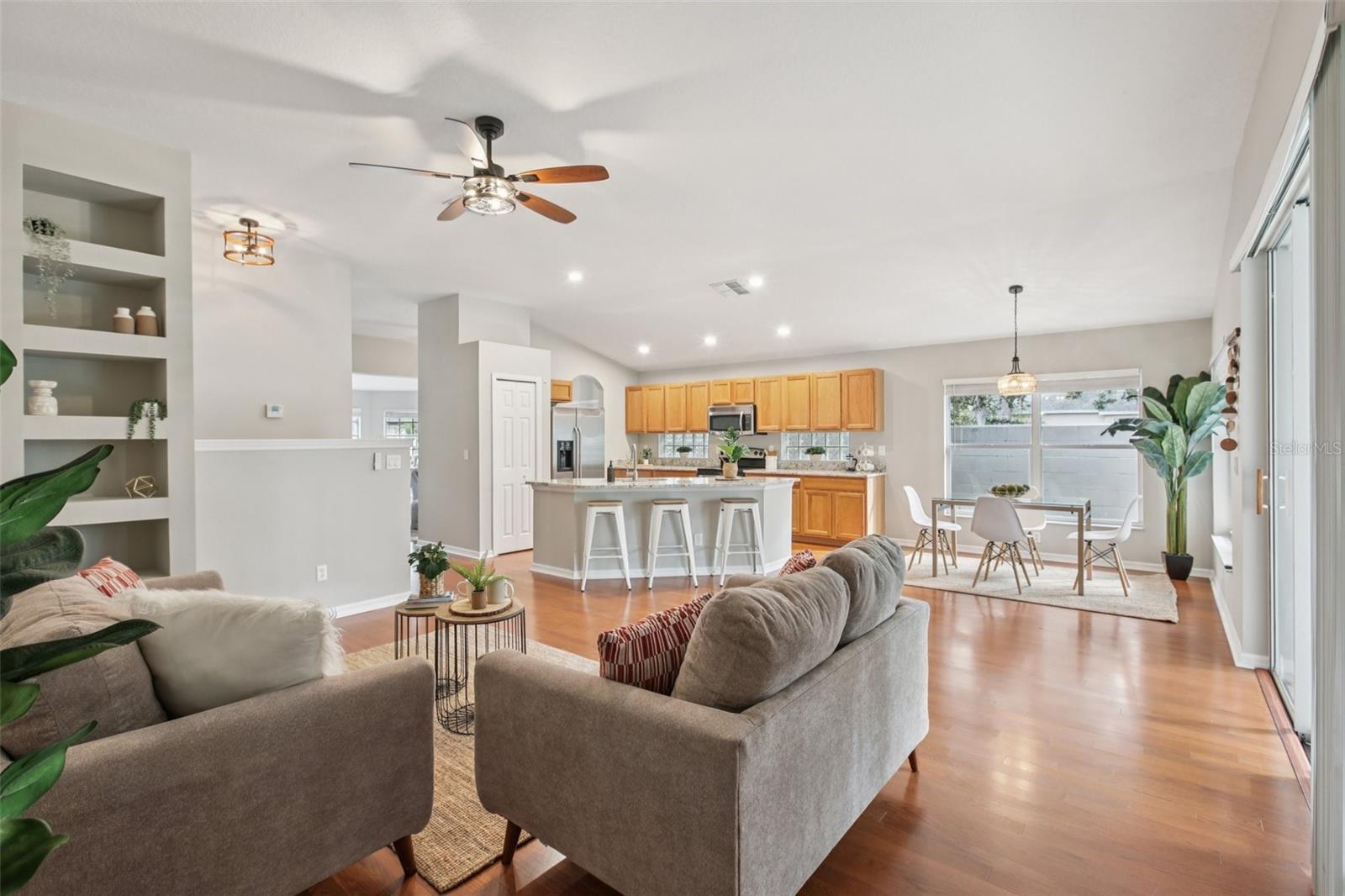 Image 6 of 36 For 4632 Whispering Park Lane