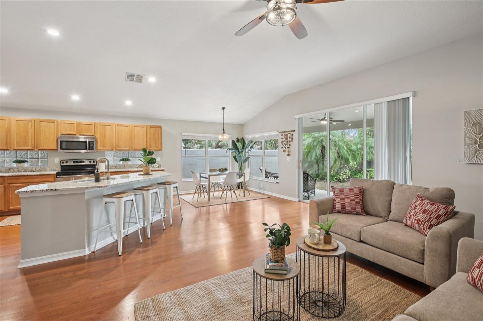 Image 8 of 36 For 4632 Whispering Park Lane