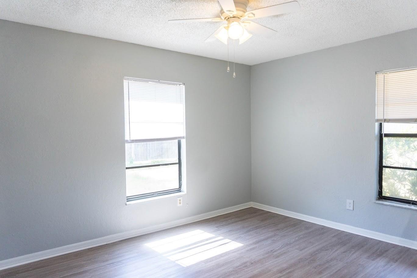 Image 5 of 9 For 9434 Lynn Lane C