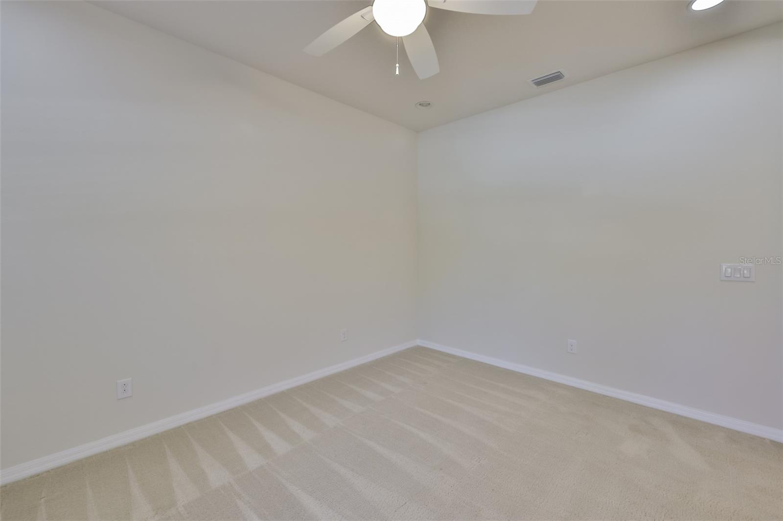 Image 16 of 55 For 626 15th Avenue Nw