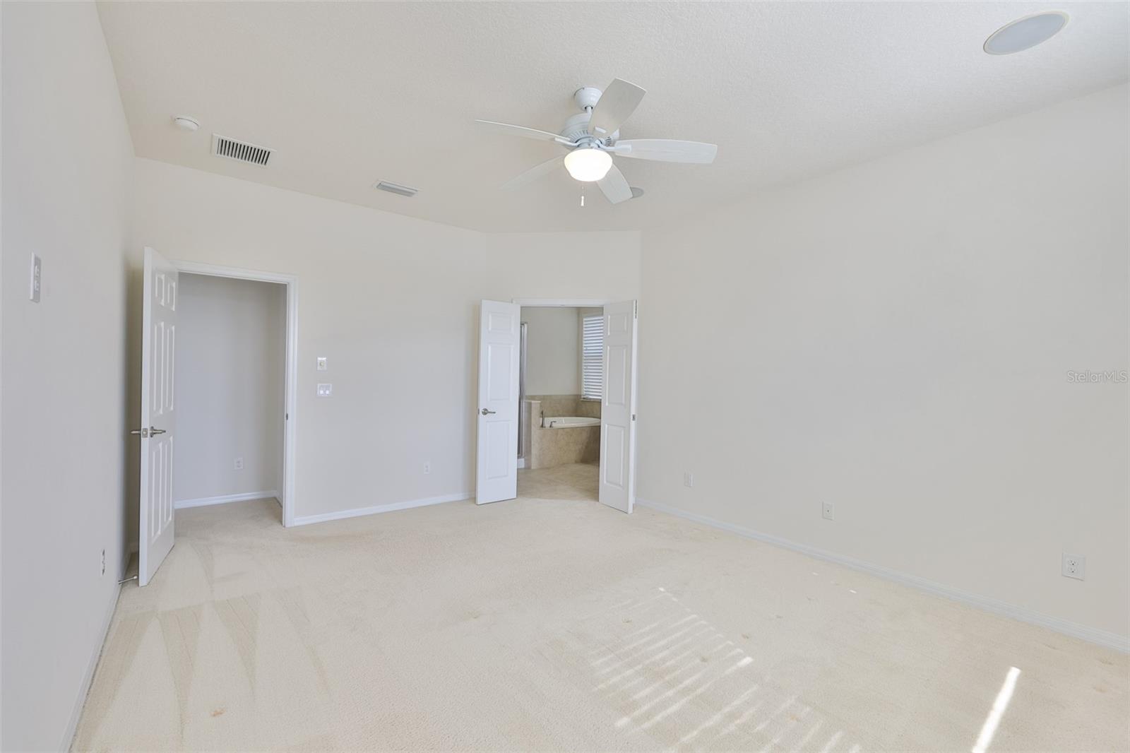 Image 33 of 55 For 626 15th Avenue Nw