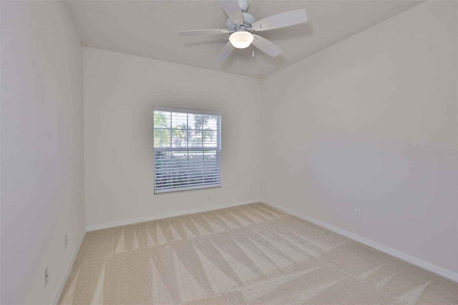 Image 38 of 55 For 626 15th Avenue Nw