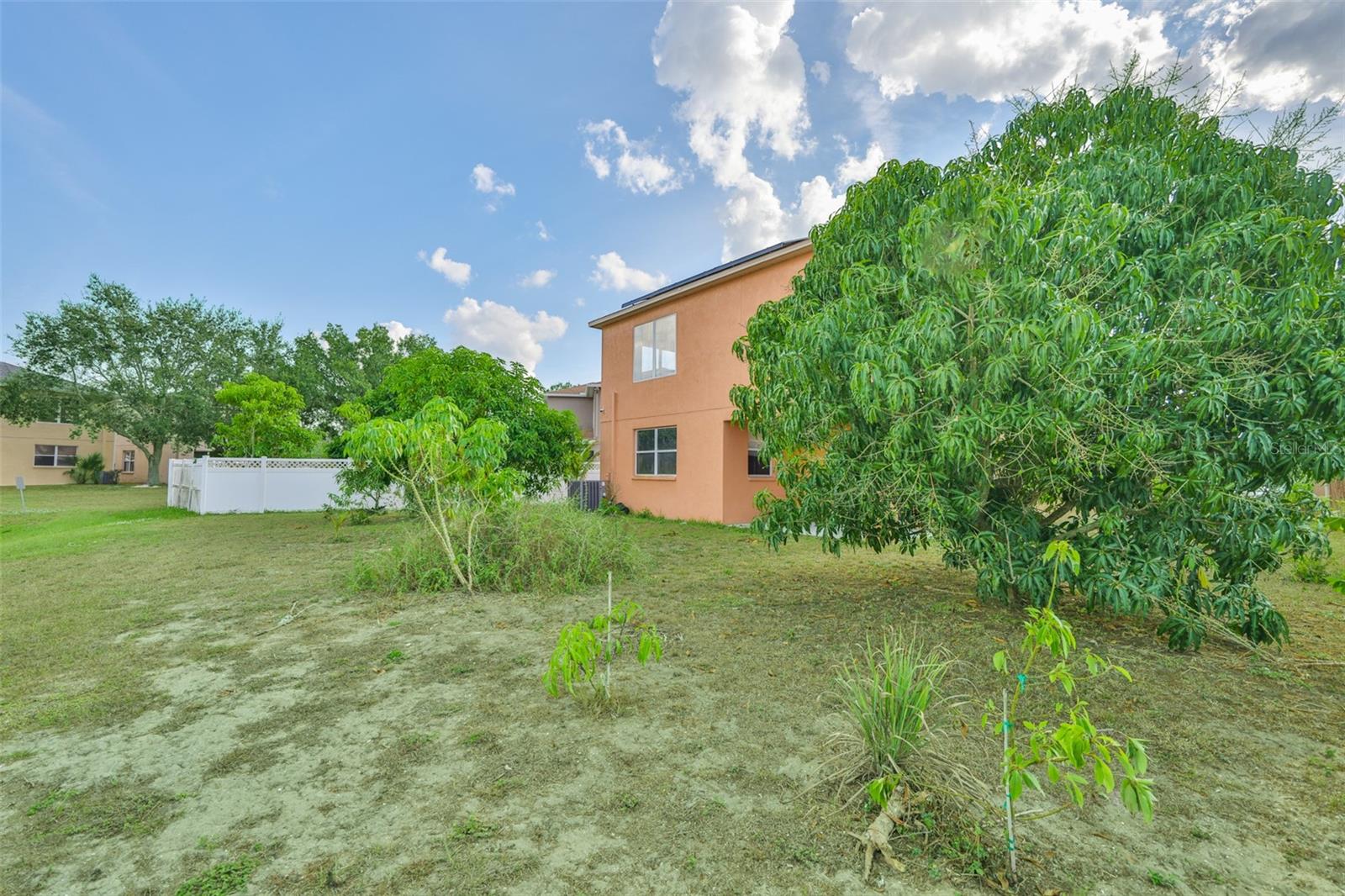 Image 29 of 40 For 702 Cristelle Jean Drive