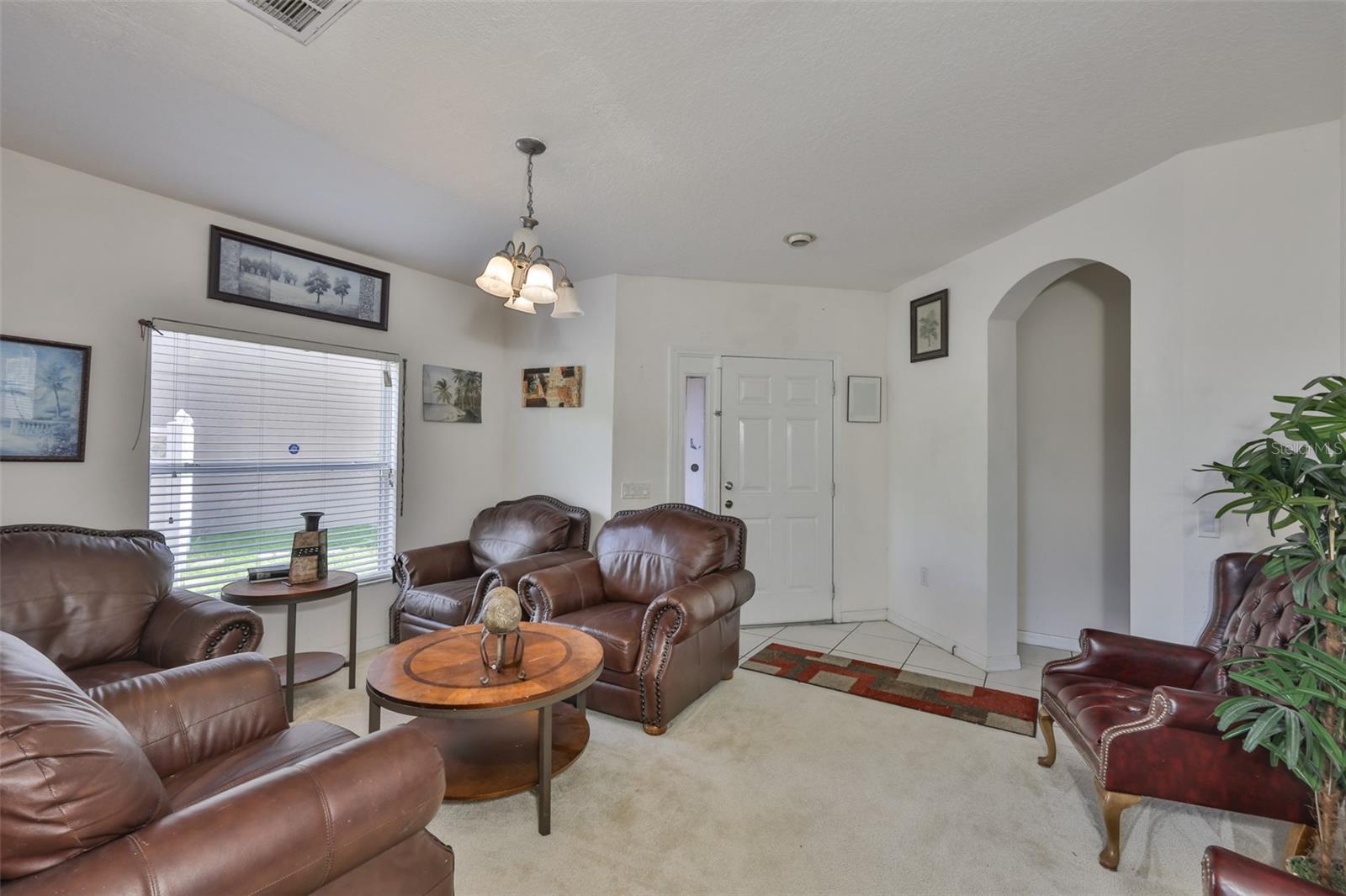 Image 7 of 40 For 702 Cristelle Jean Drive