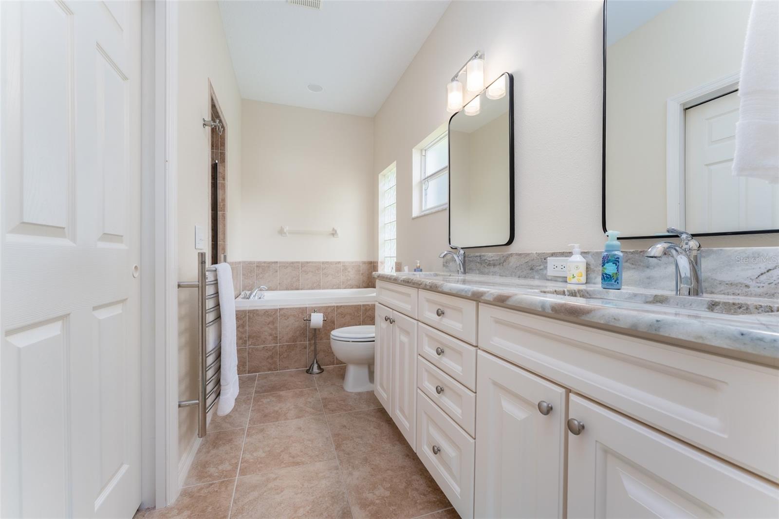 Image 24 of 52 For 6908 Eagle Ridge Blvd