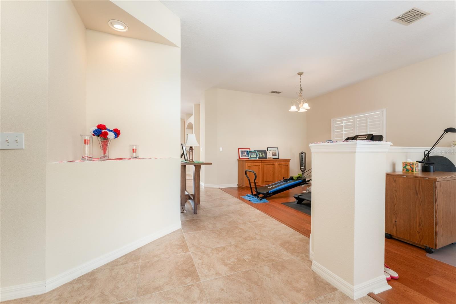 Image 9 of 52 For 6908 Eagle Ridge Blvd