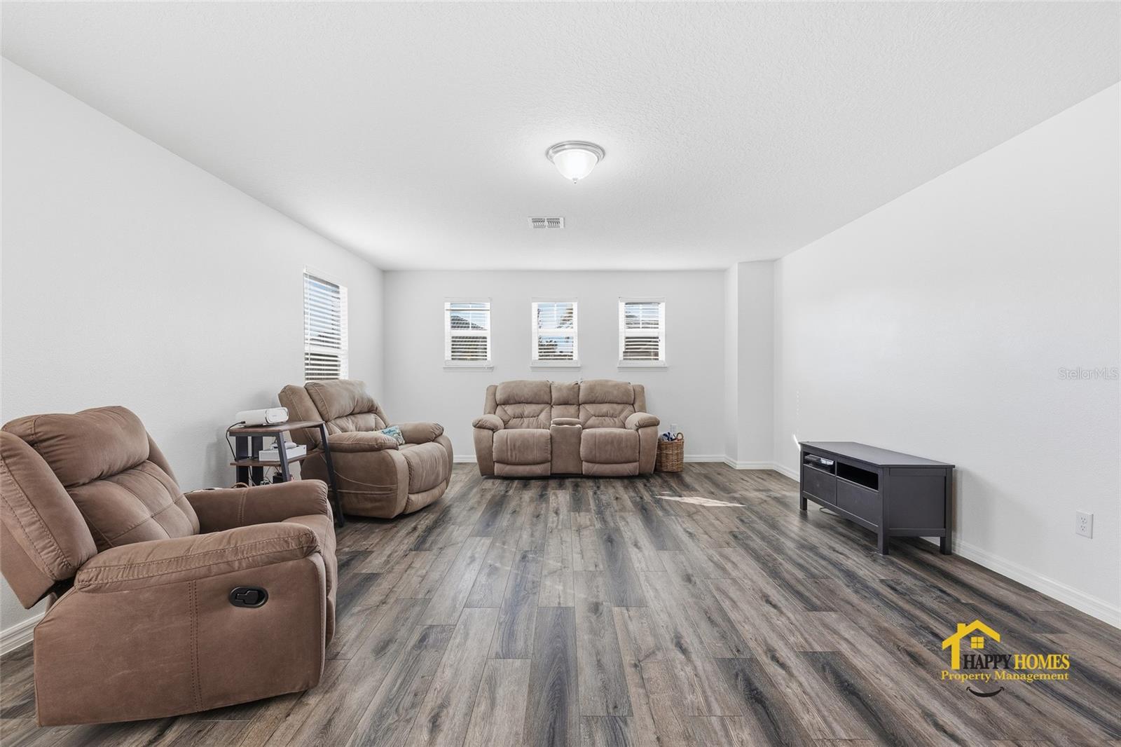 Image 25 of 44 For 14901 Honeycrisp Lane