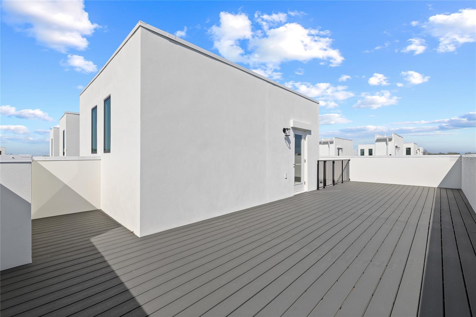 Listing photo id 3 for 307 15th Street N