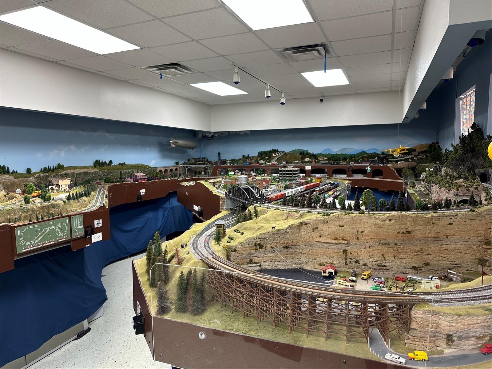 Image 38 of 41 For 1308 Bluewater Drive