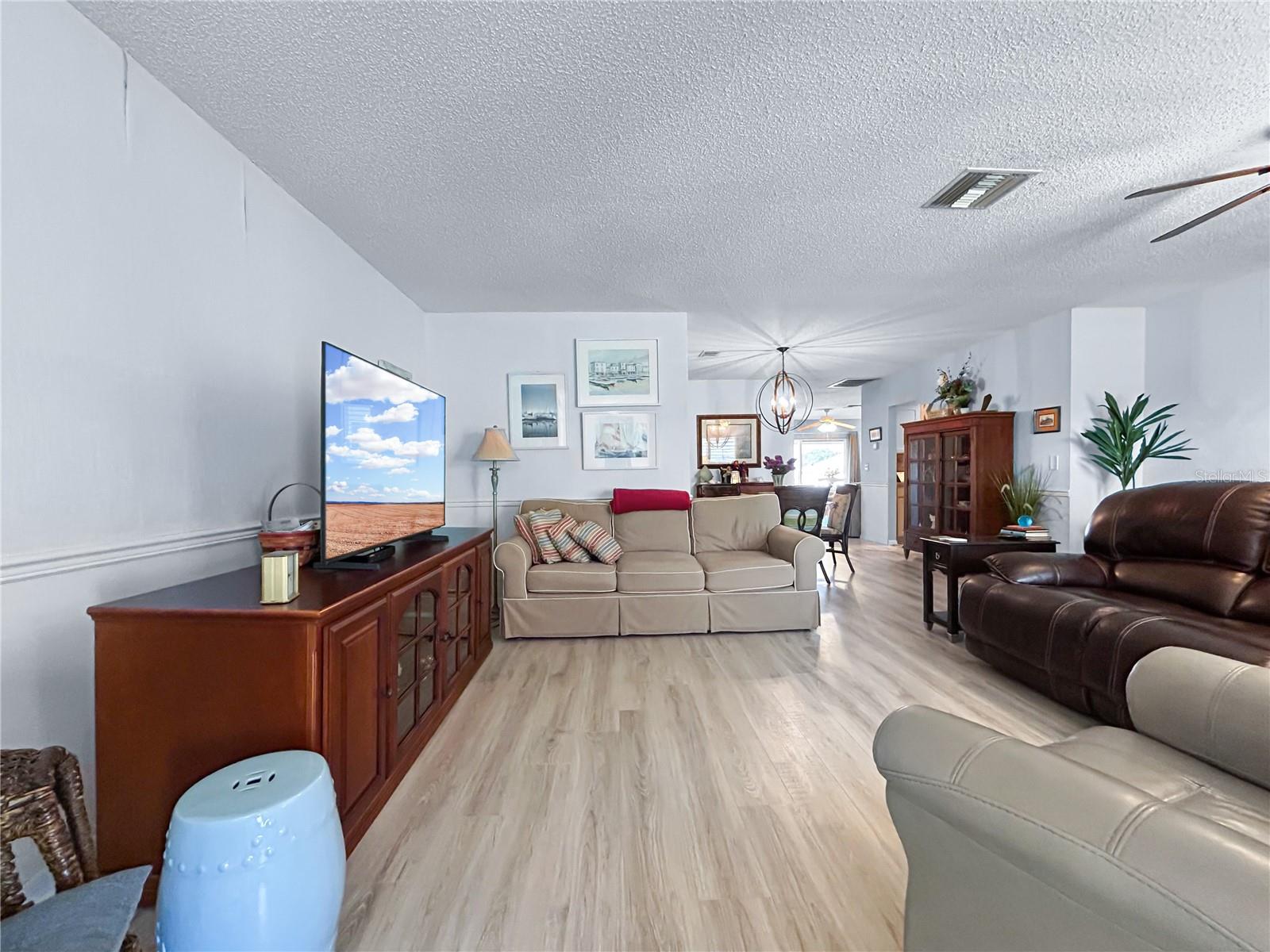 Image 6 of 41 For 1308 Bluewater Drive