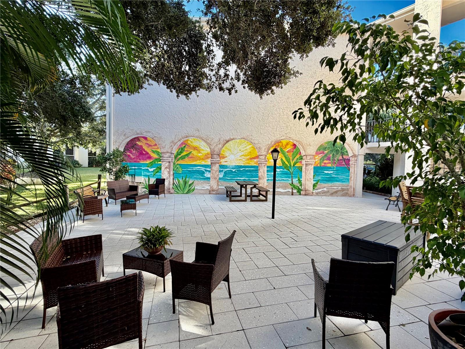 Image 9 of 30 For 851 Maple Court 209