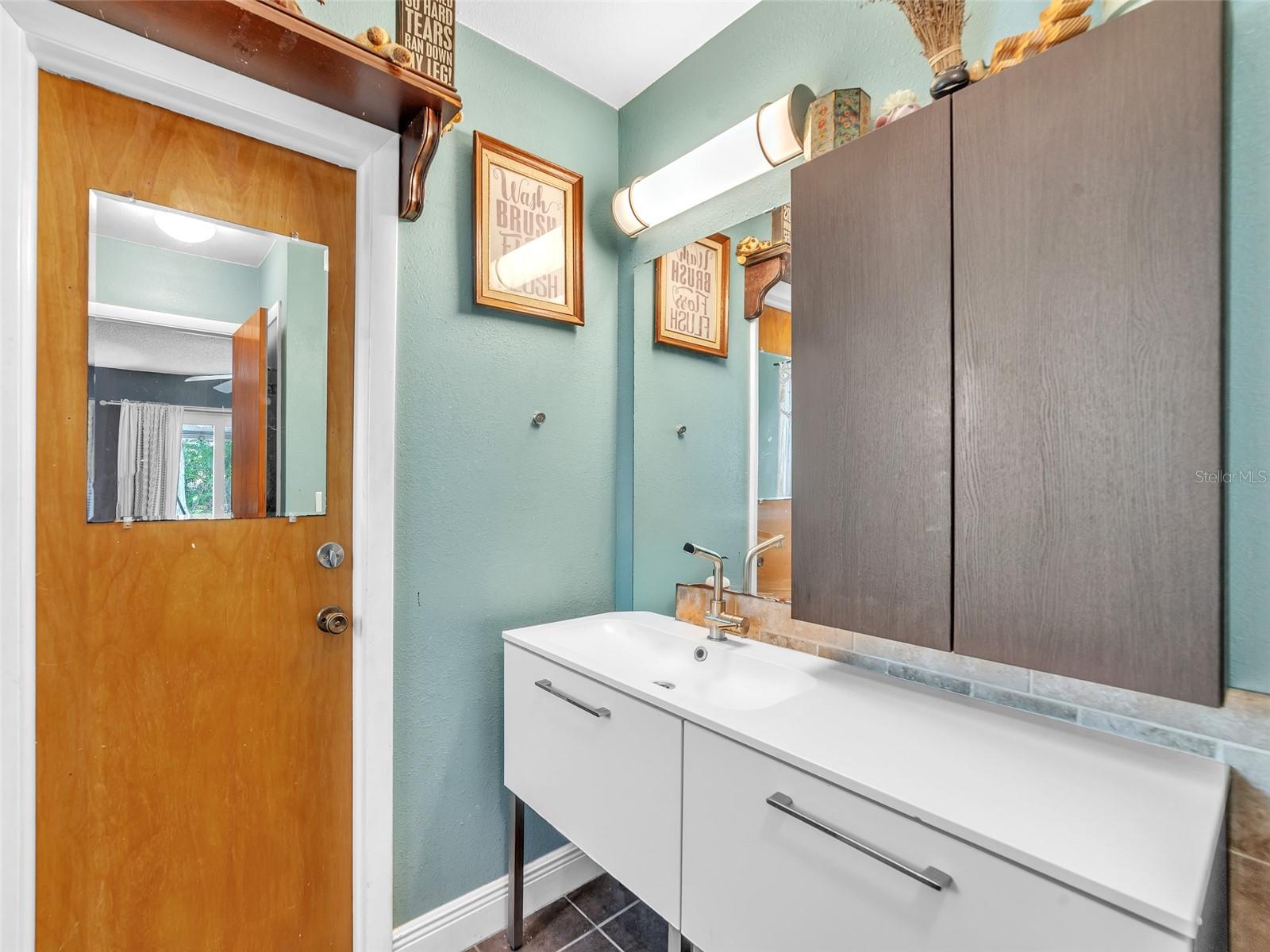 Image 17 of 28 For 1444 Cottonwood Terrace