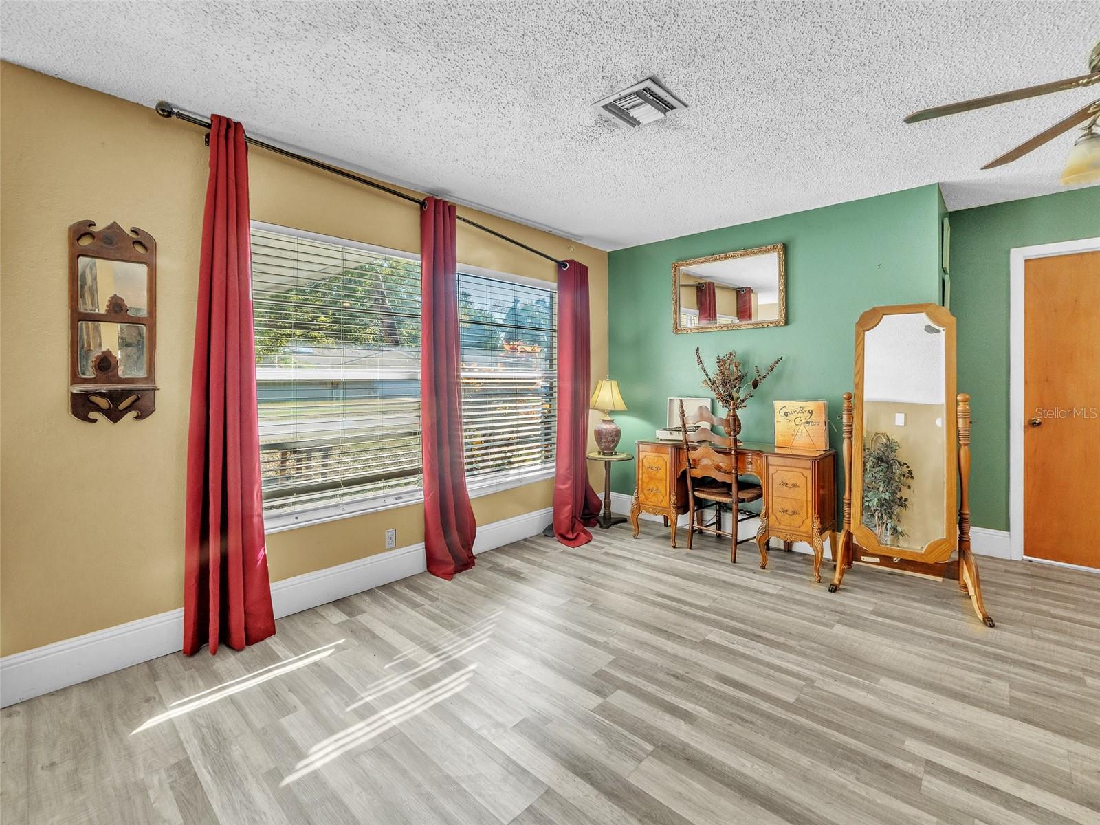 Image 6 of 28 For 1444 Cottonwood Terrace