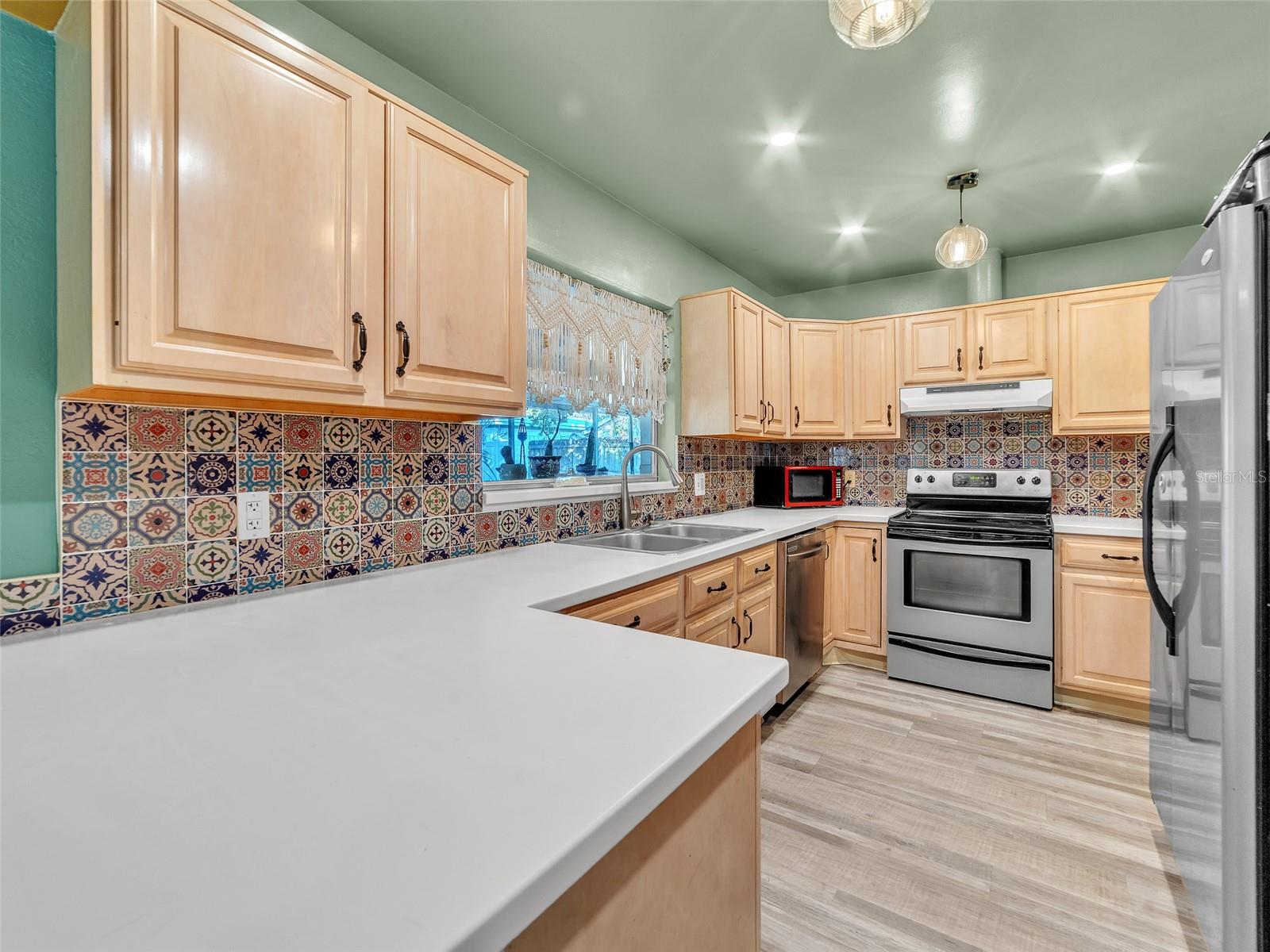 Image 9 of 28 For 1444 Cottonwood Terrace