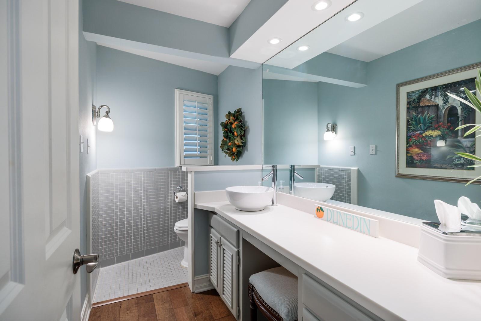 Image 33 of 55 For 2309 Jones Court