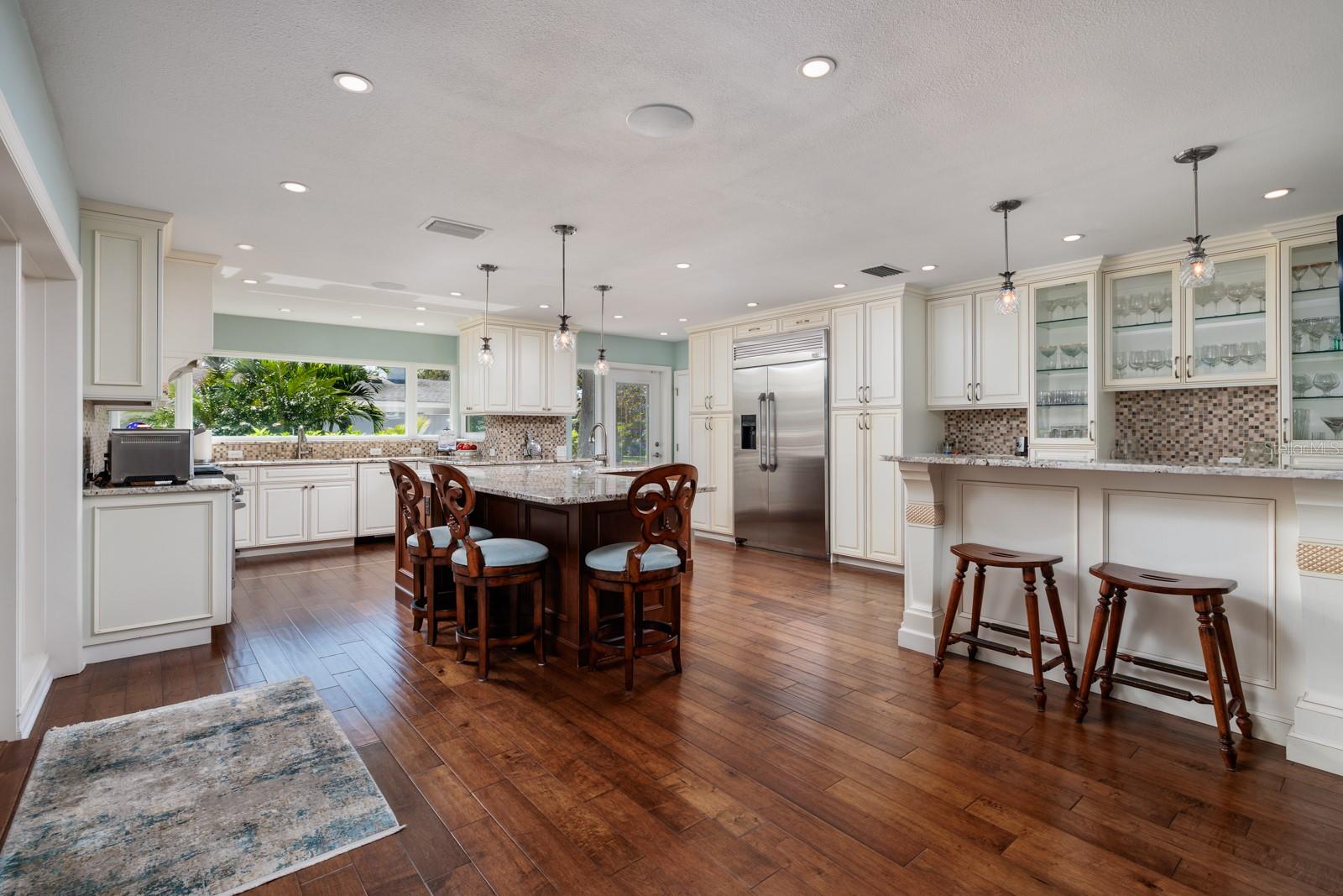 Image 6 of 55 For 2309 Jones Court