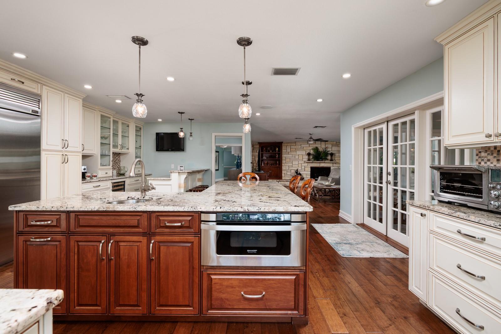 Image 9 of 55 For 2309 Jones Court