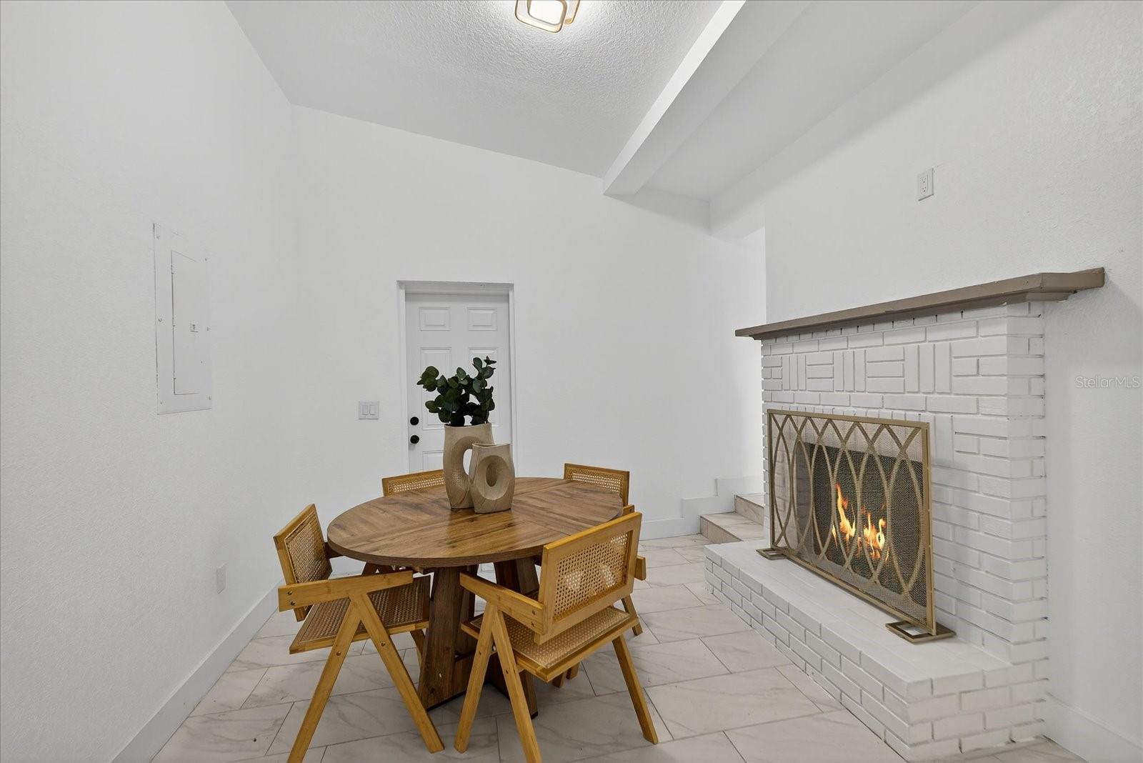 Image 16 of 29 For 1607 Stevensons Drive