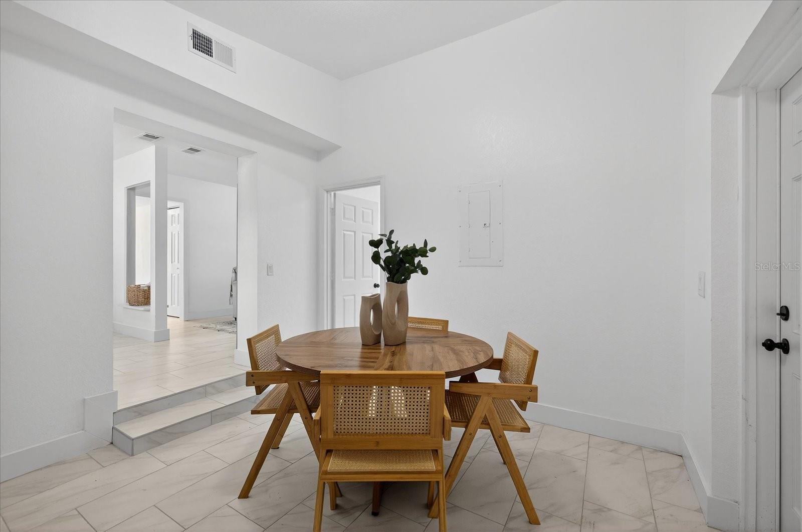 Image 17 of 29 For 1607 Stevensons Drive