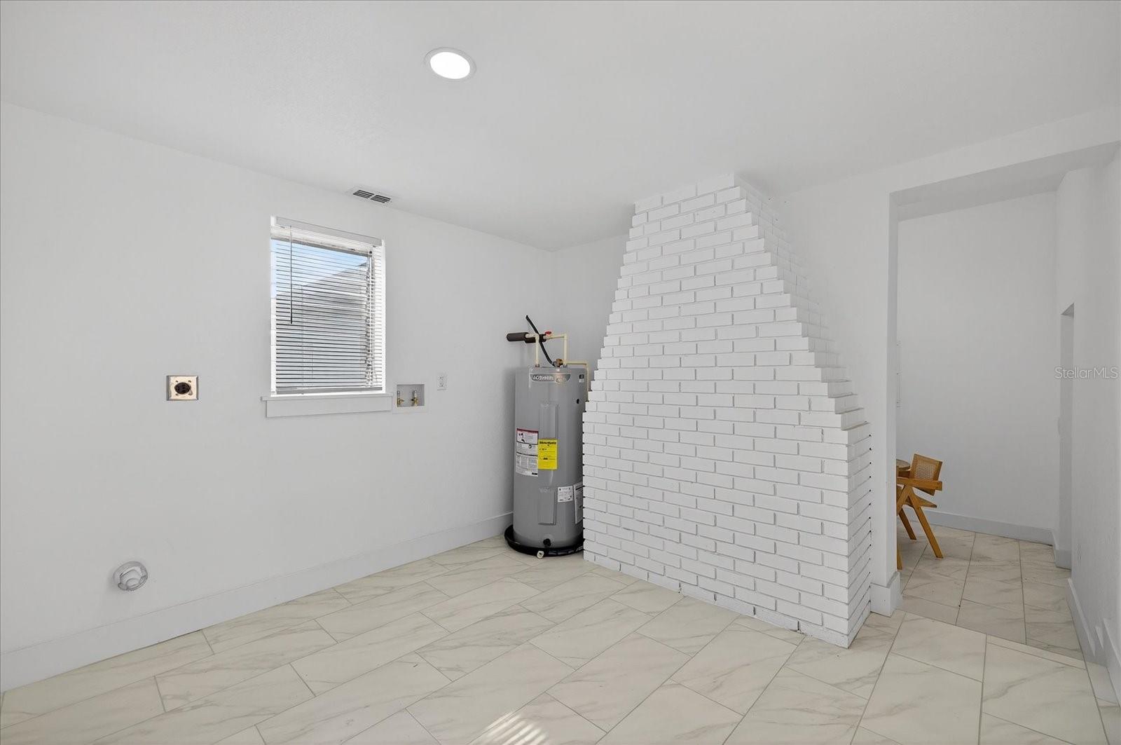 Image 21 of 29 For 1607 Stevensons Drive