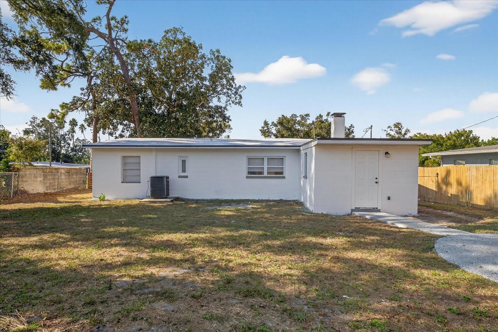 Image 7 of 29 For 1607 Stevensons Drive