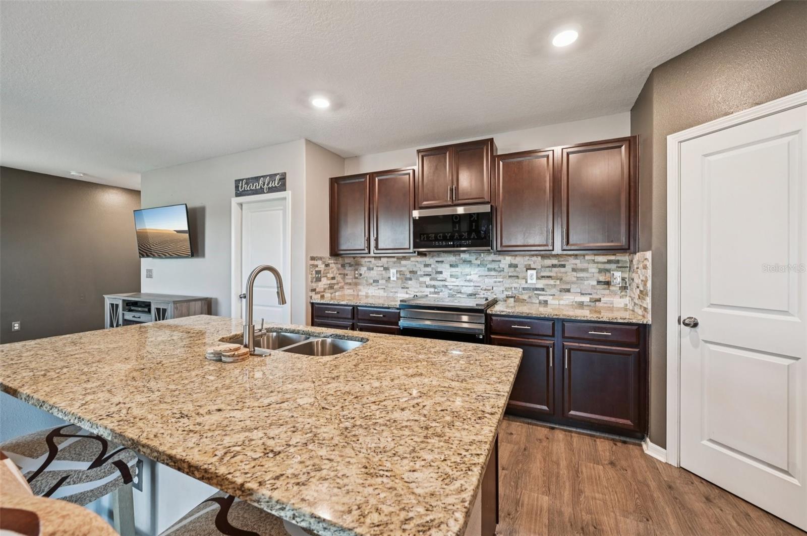 Image 13 of 60 For 15461 Broad Brush Drive