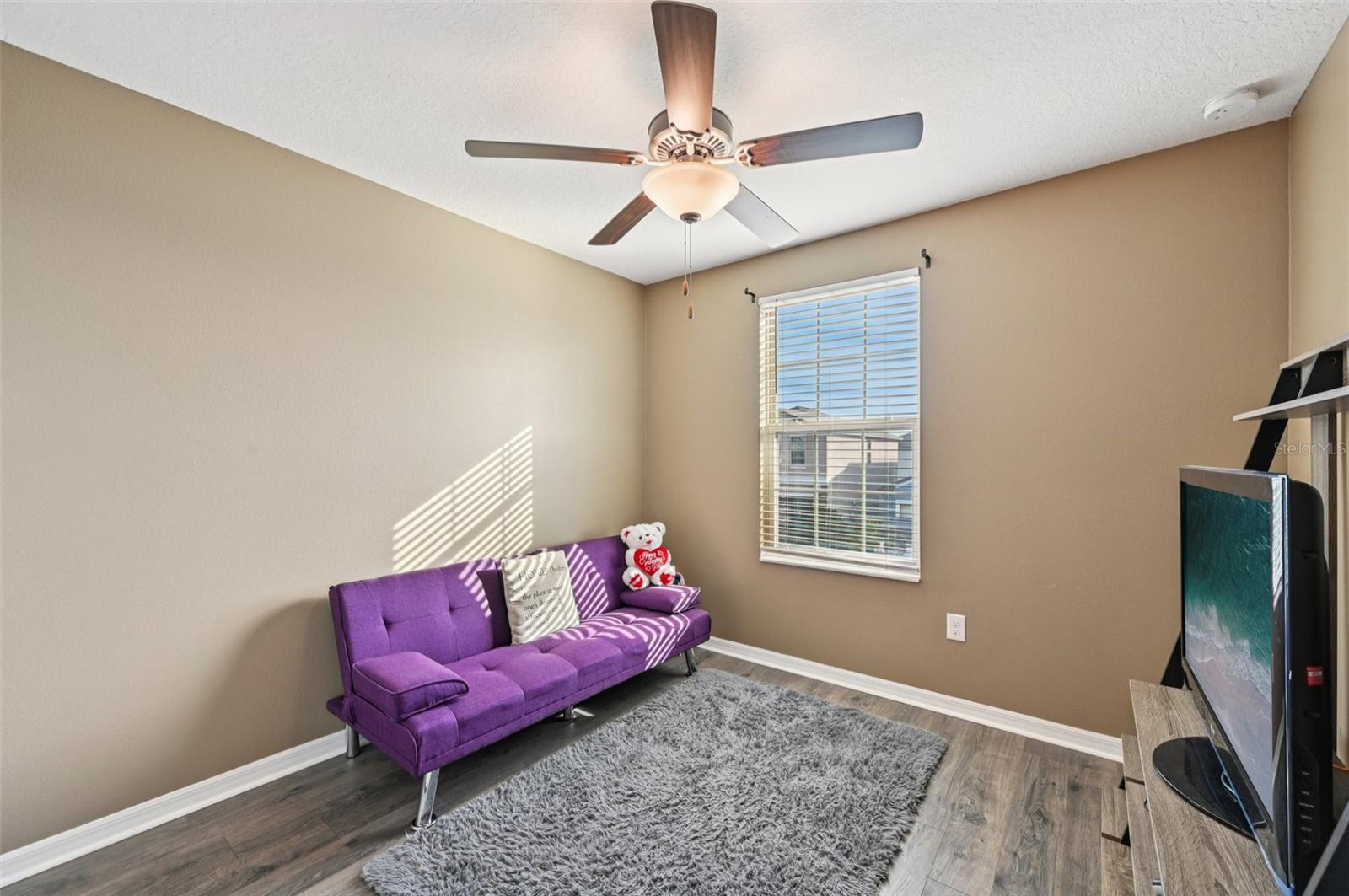 Image 30 of 60 For 15461 Broad Brush Drive