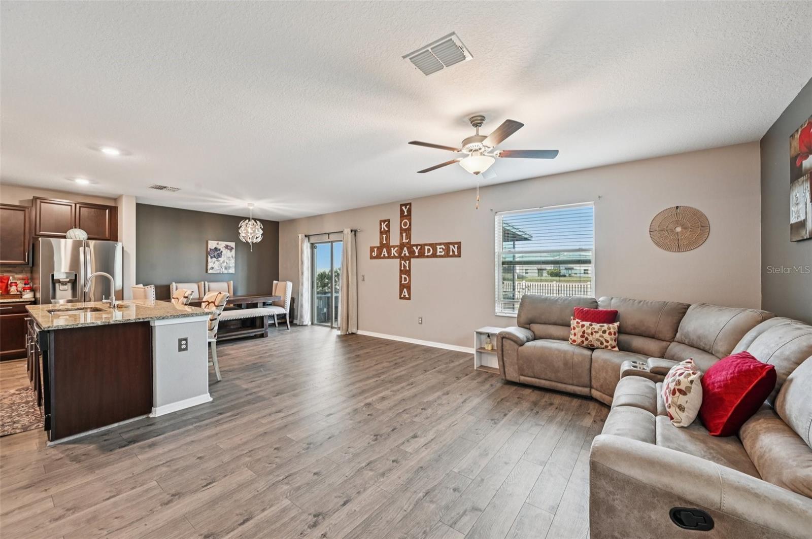 Image 5 of 60 For 15461 Broad Brush Drive