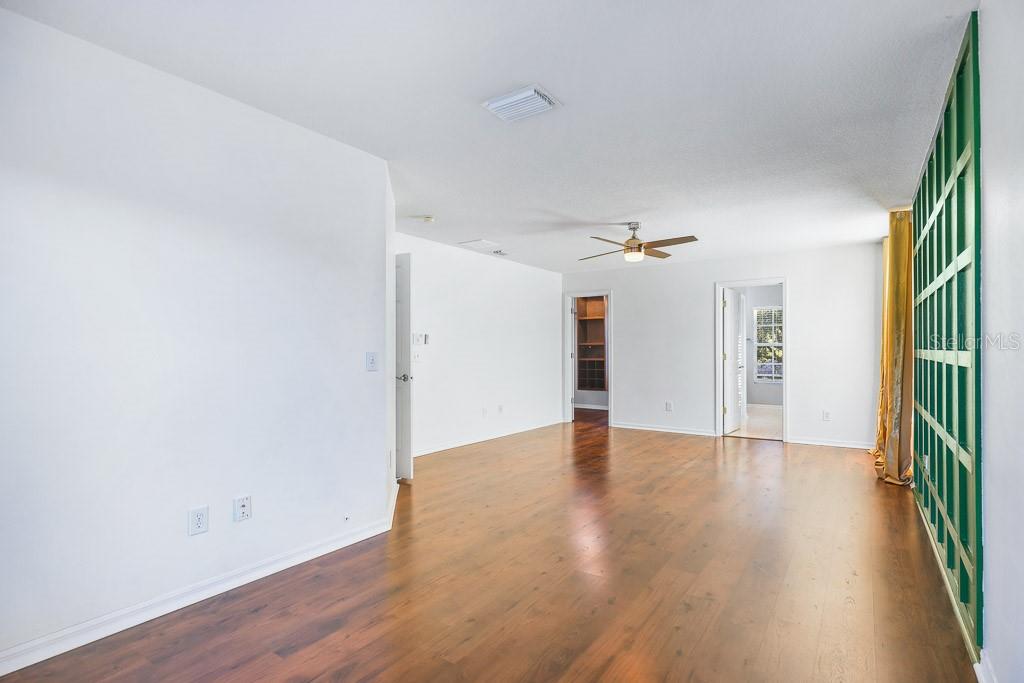 Image 19 of 41 For 15016 Heronglen Drive