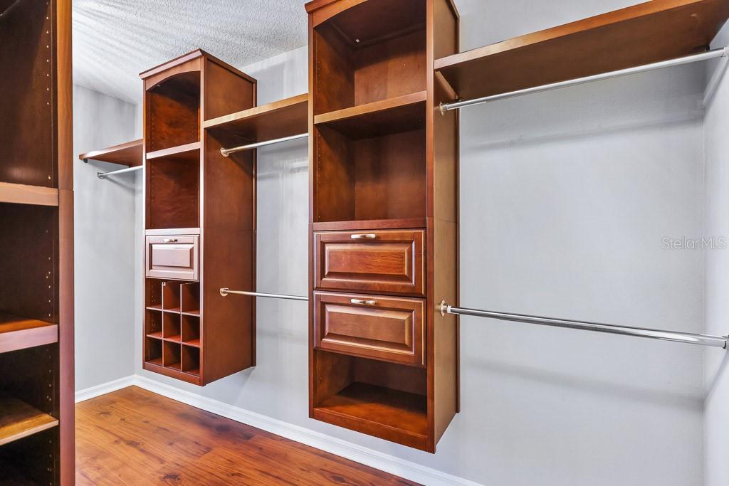 Image 24 of 41 For 15016 Heronglen Drive