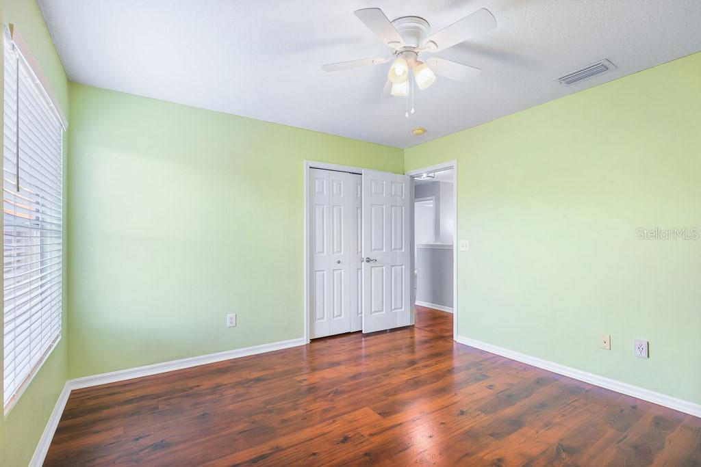 Image 26 of 41 For 15016 Heronglen Drive