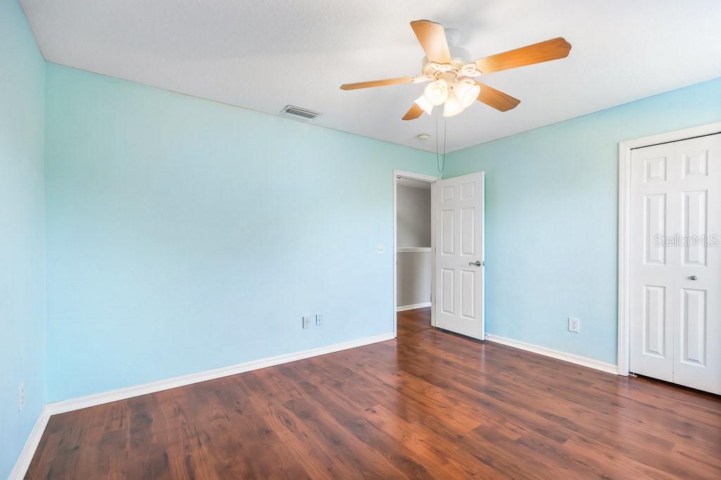 Image 28 of 41 For 15016 Heronglen Drive