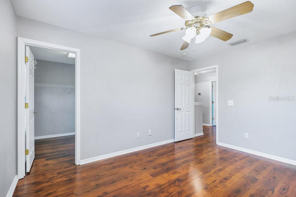 Image 31 of 41 For 15016 Heronglen Drive