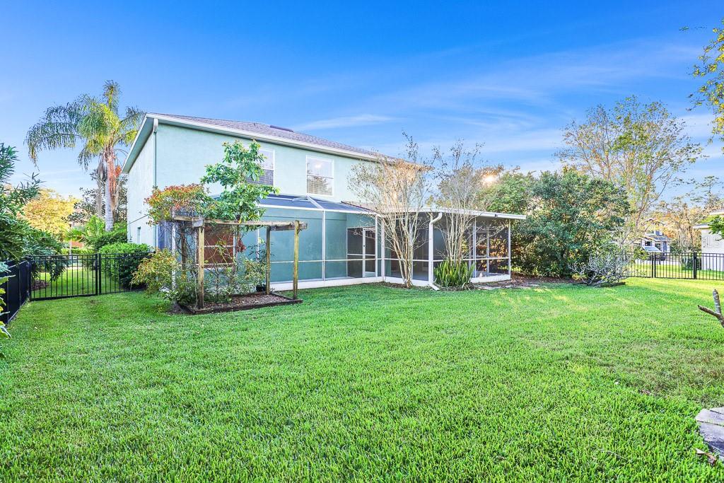 Image 37 of 41 For 15016 Heronglen Drive