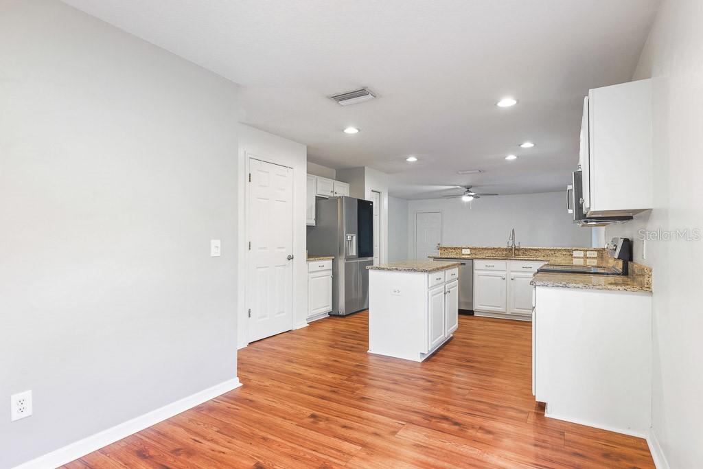 Image 8 of 41 For 15016 Heronglen Drive