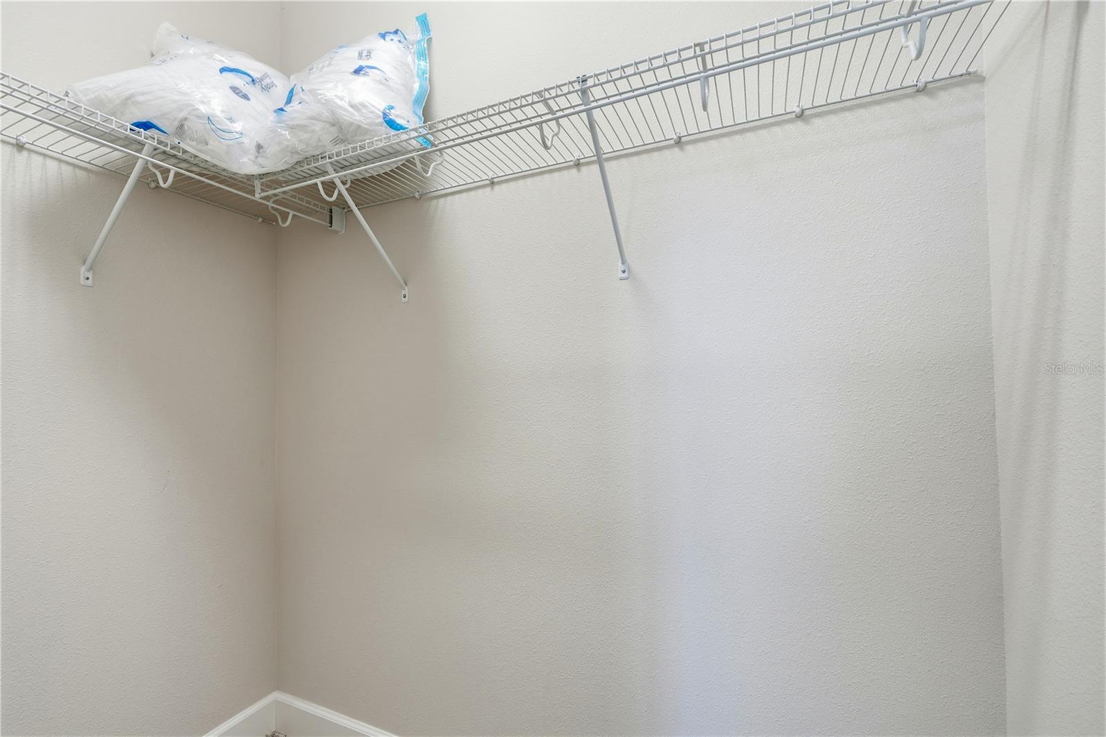 Listing photo id 18 for 20112 Sorano Hill Place