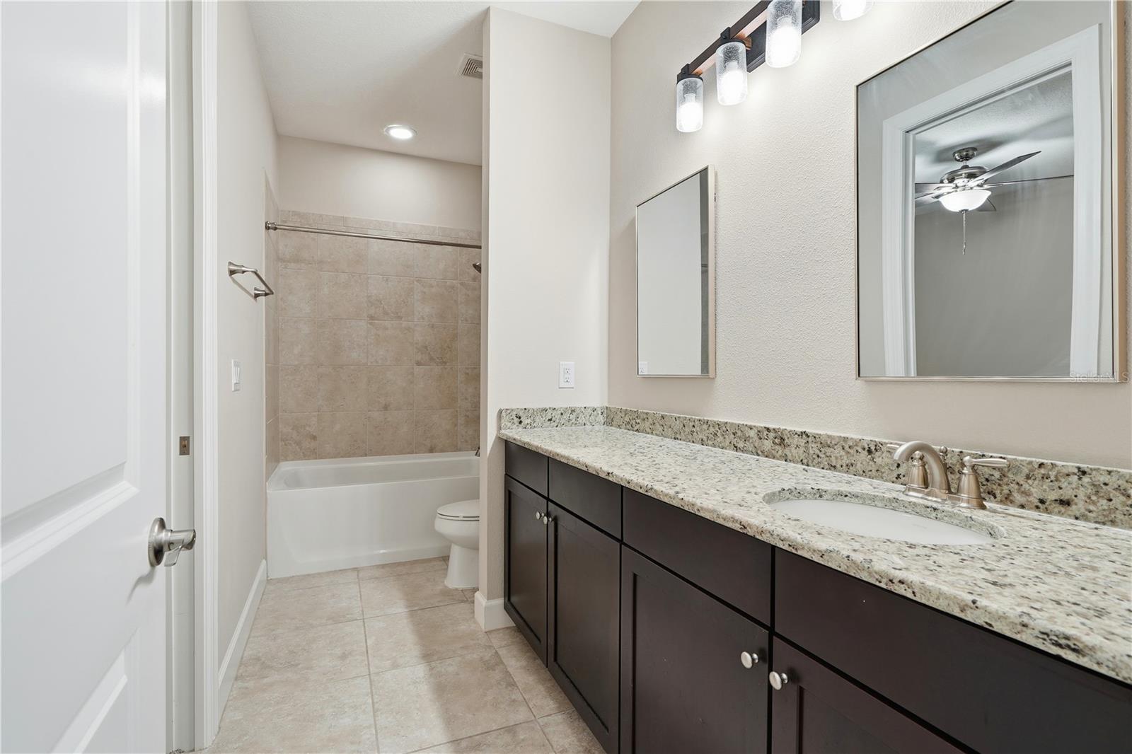 Listing photo id 19 for 20112 Sorano Hill Place