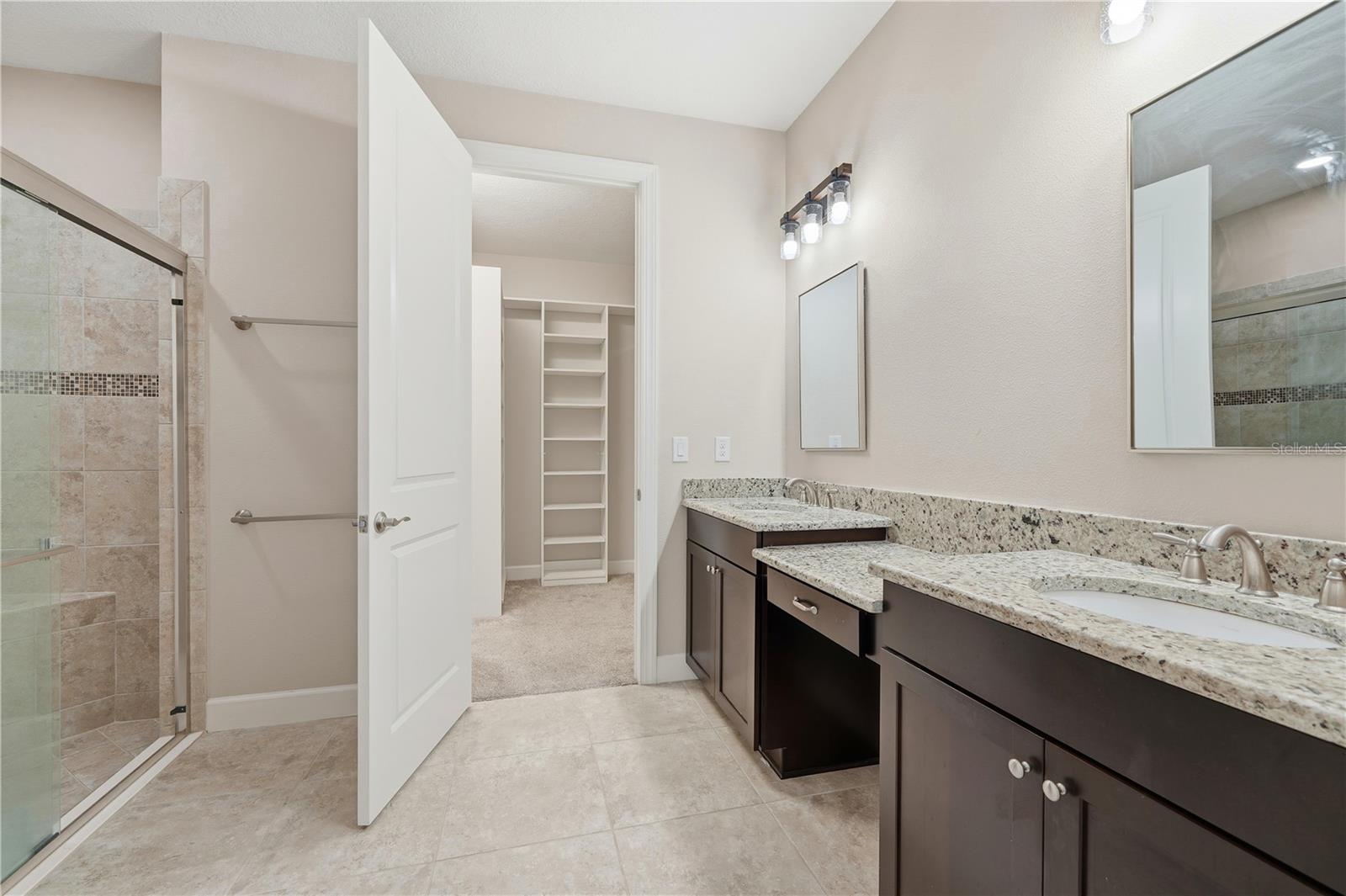 Listing photo id 23 for 20112 Sorano Hill Place