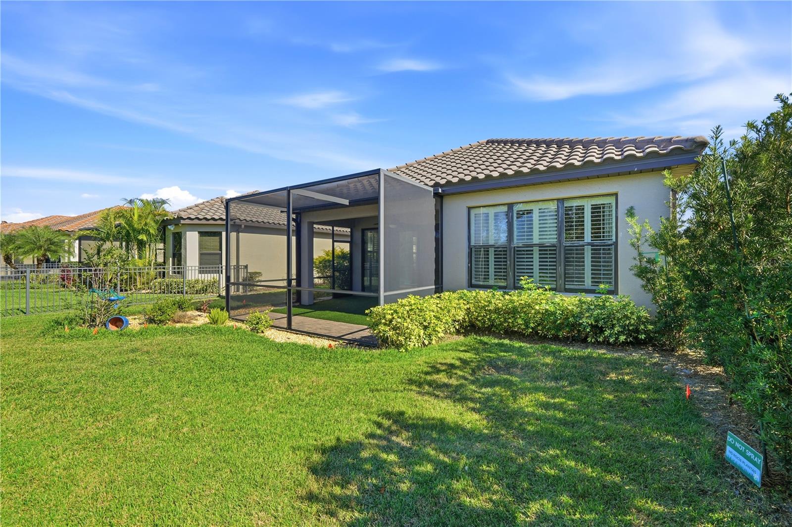 Listing photo id 37 for 20112 Sorano Hill Place