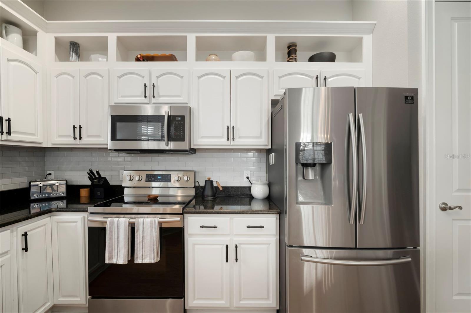 Image 13 of 44 For 8604 Miramar Terrace Circle