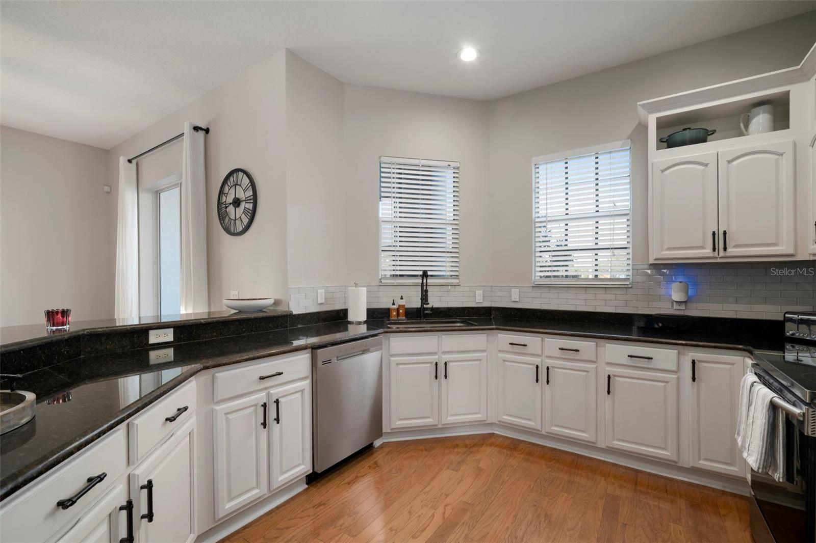 Image 14 of 44 For 8604 Miramar Terrace Circle