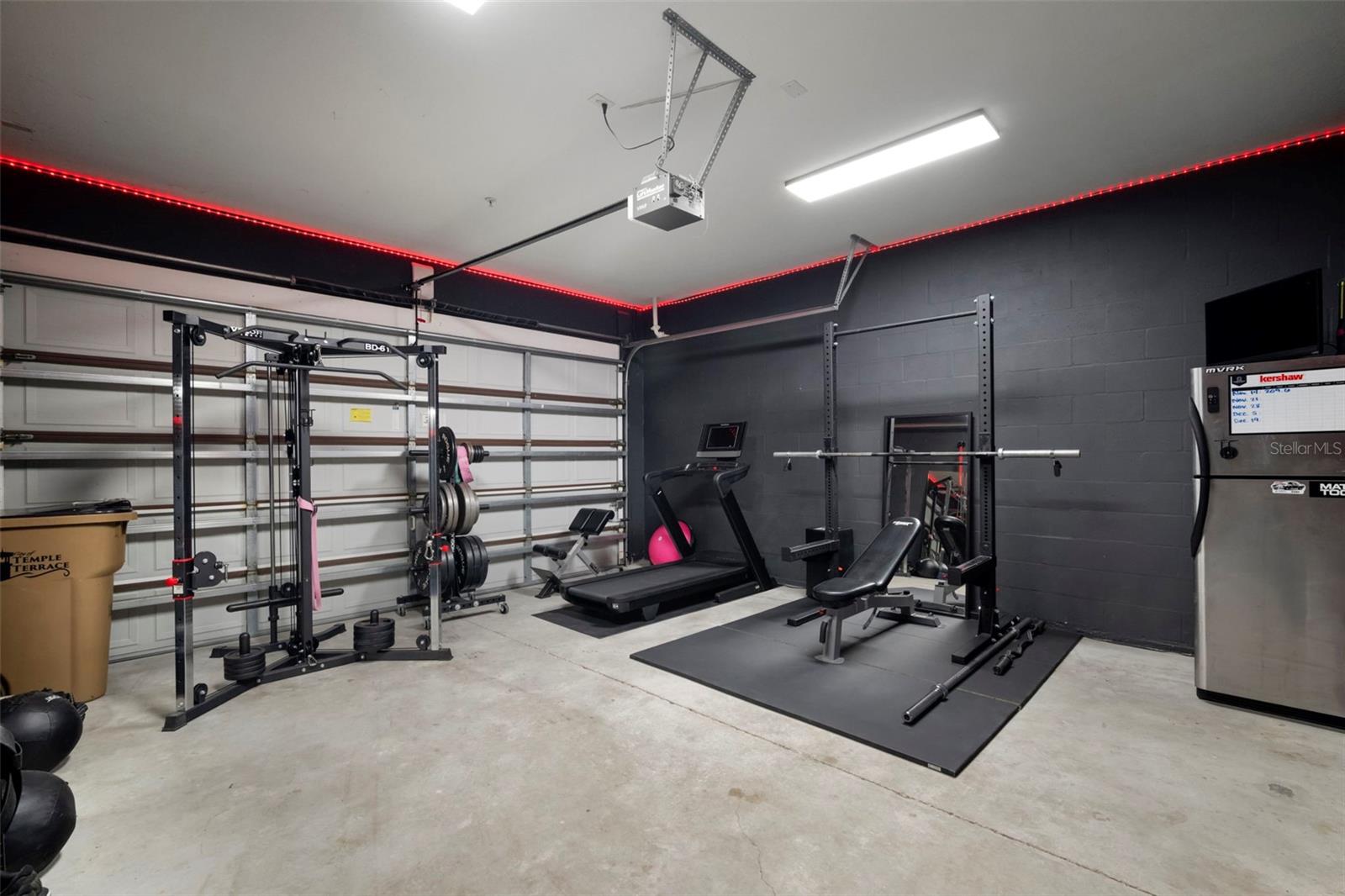 Image 19 of 44 For 8604 Miramar Terrace Circle