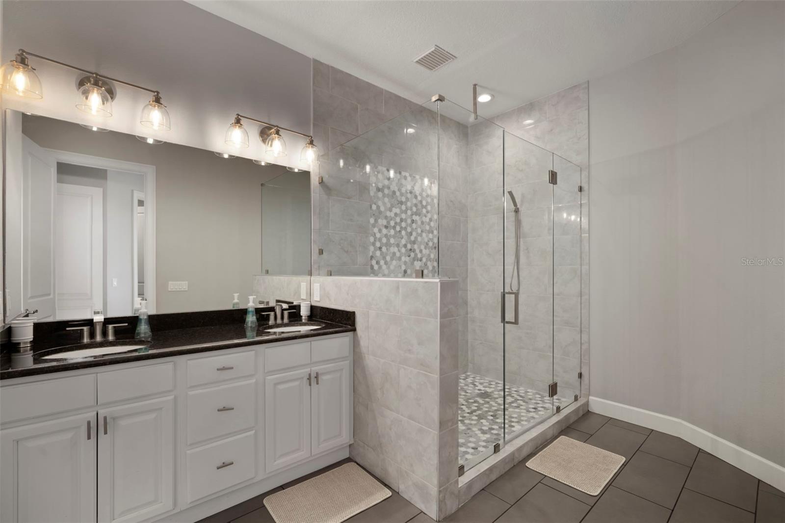 Image 26 of 44 For 8604 Miramar Terrace Circle