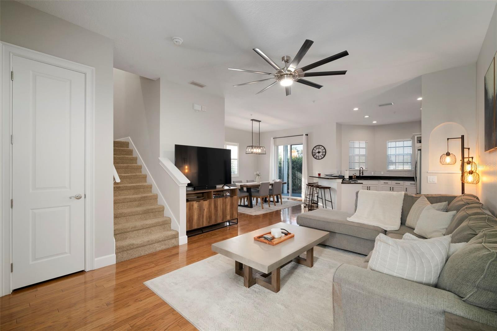 Image 5 of 44 For 8604 Miramar Terrace Circle