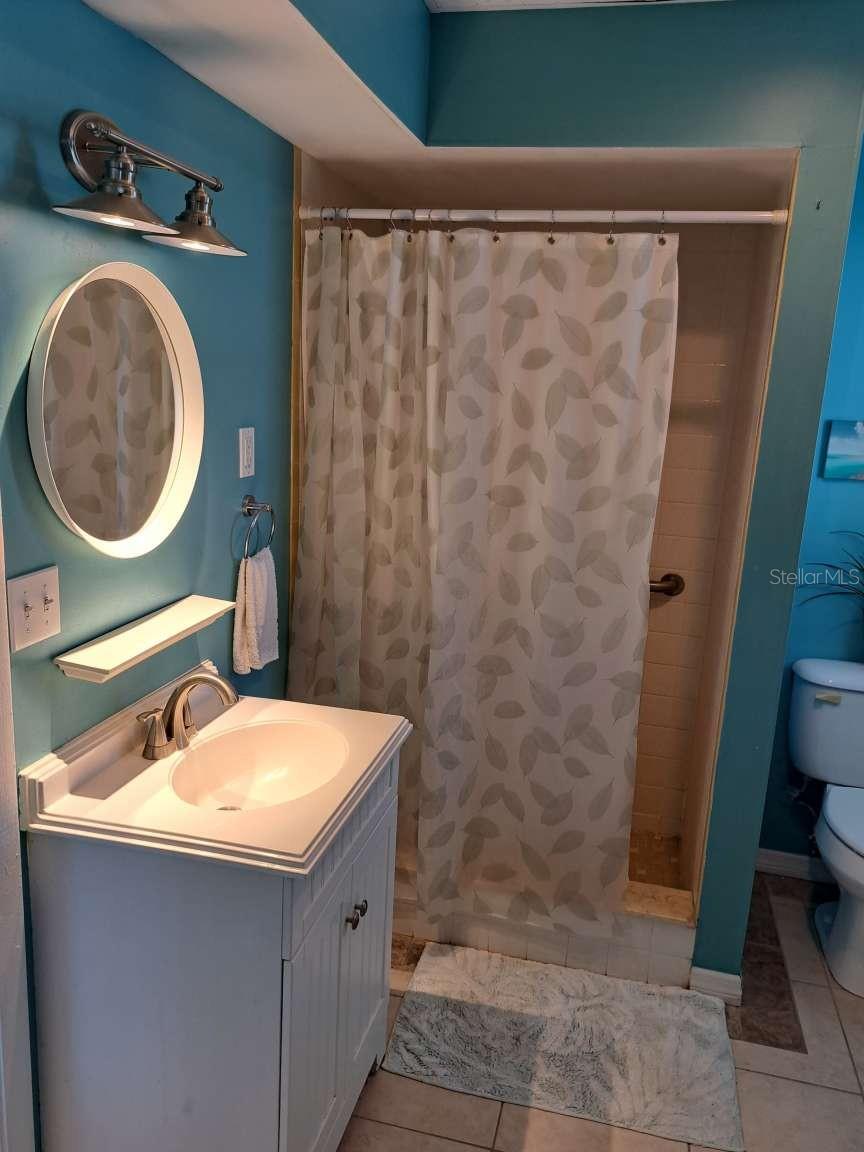 Image 15 of 24 For 539 Shore Road