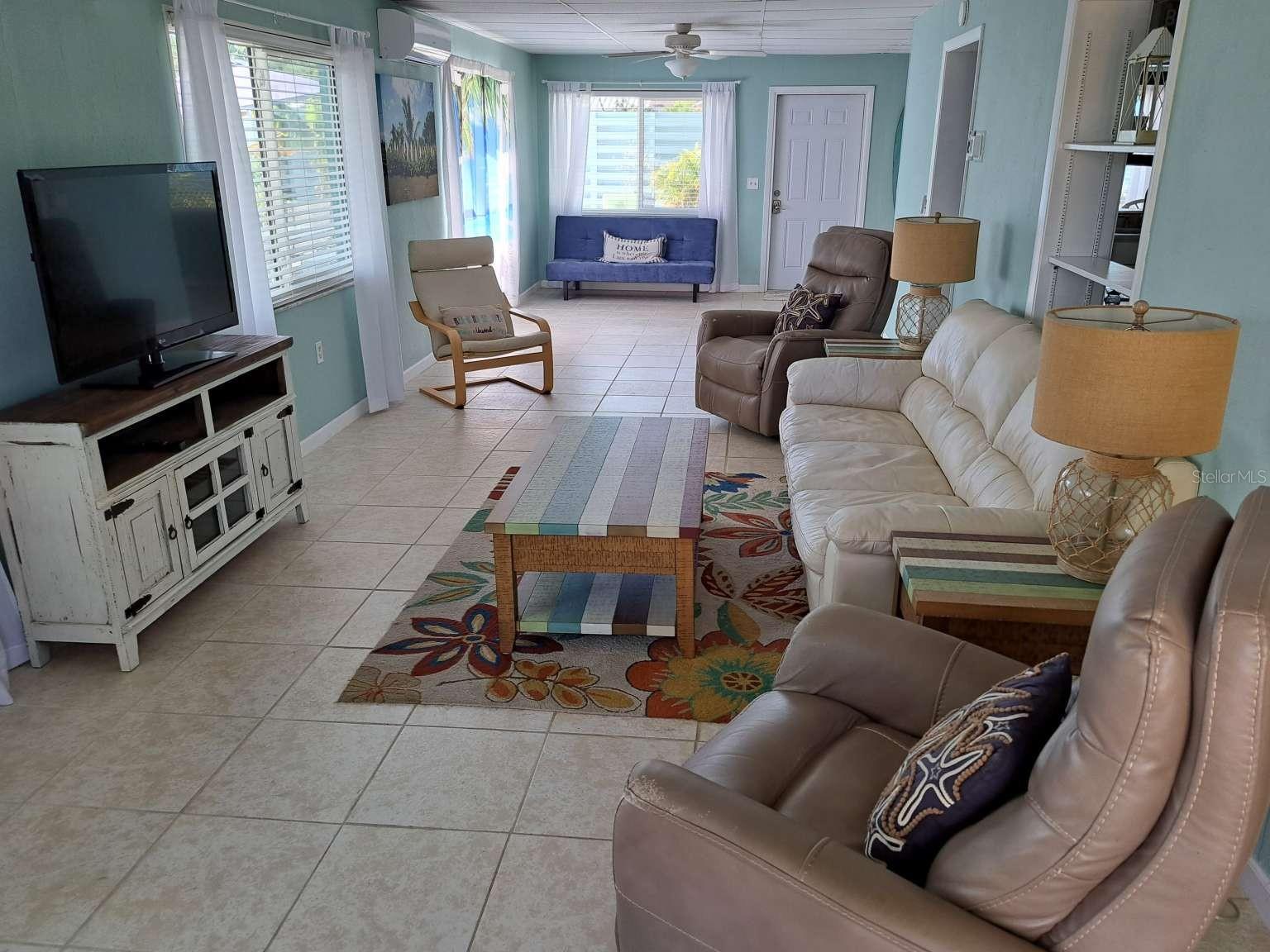 Image 5 of 24 For 539 Shore Road