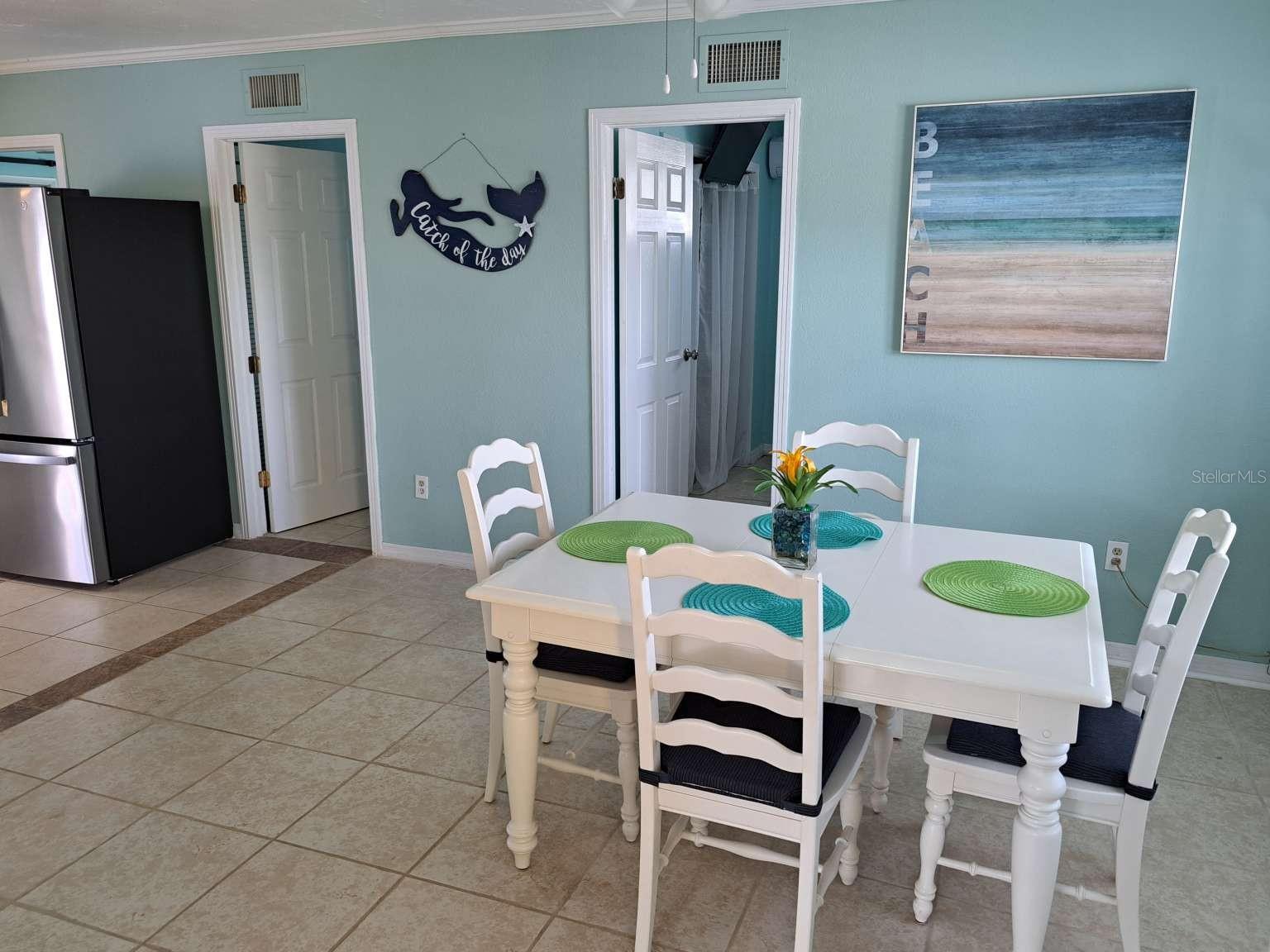 Image 6 of 24 For 539 Shore Road