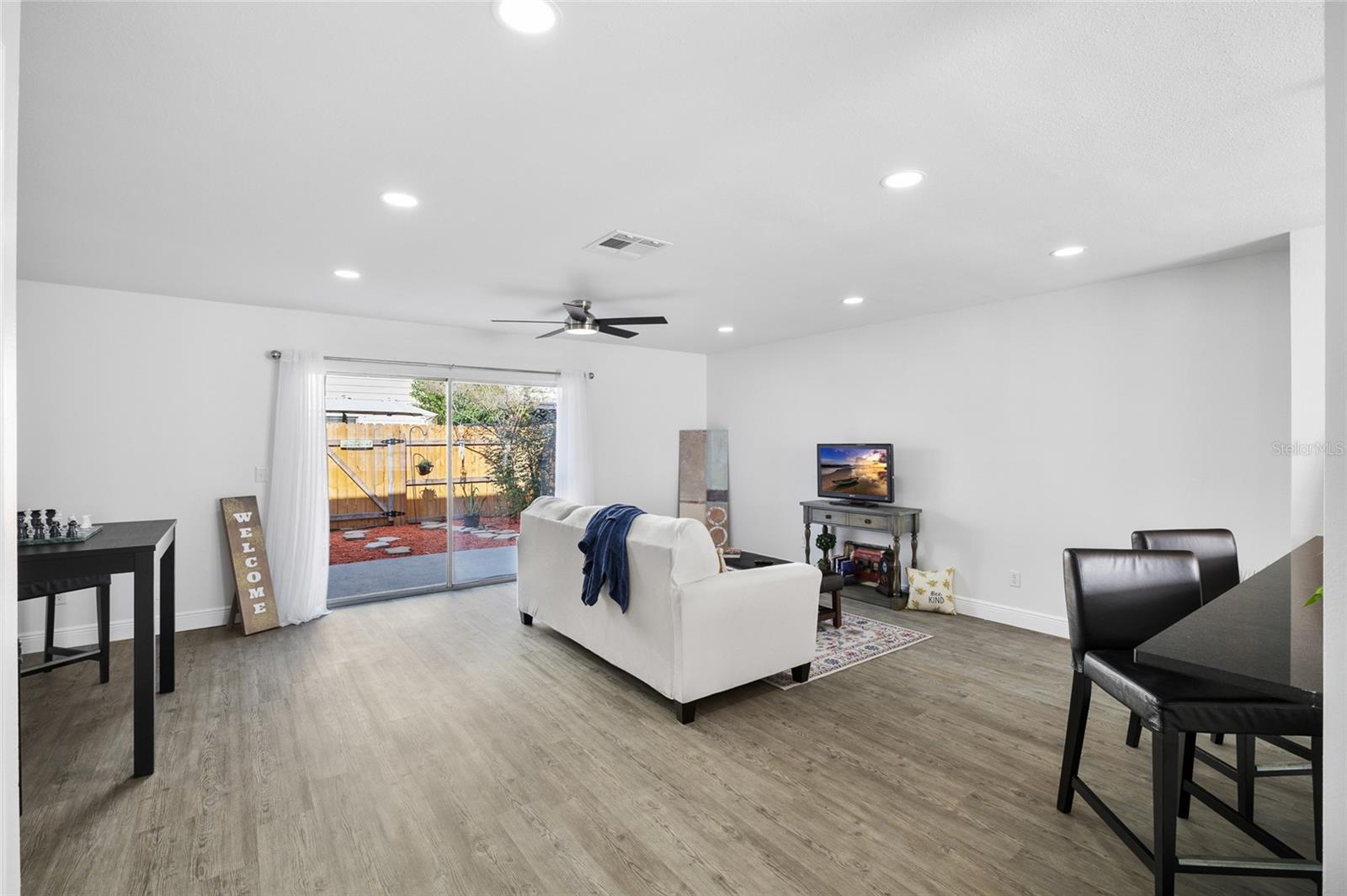 Image 10 of 28 For 13952 Fletchers Mill Drive